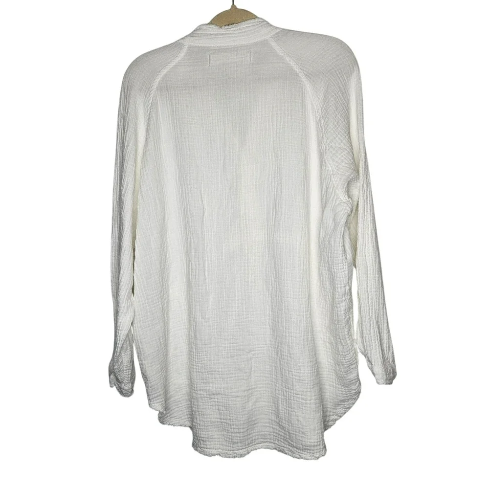 We The Free People Tunic Top XS White Long Sleeve Button Frayed‎ Gauzy Oversized - Picture 2 of 10